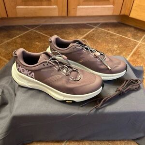 Like New Hoka Transport Size 7.5 Color: Smokey Quartz